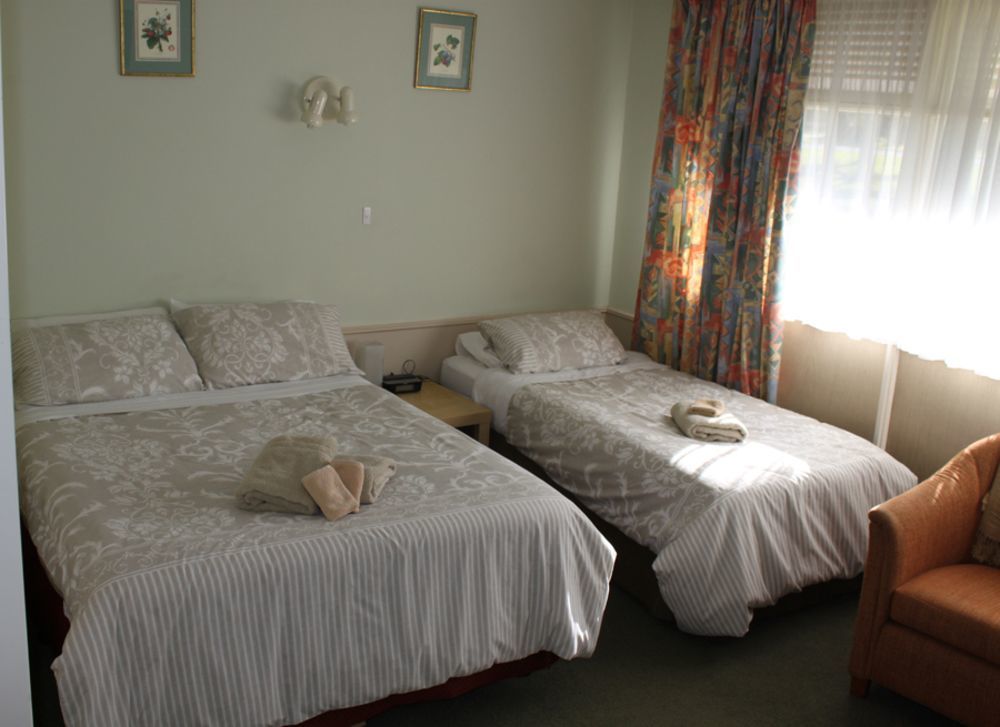 Kaniva Midway Motel Bagian luar foto